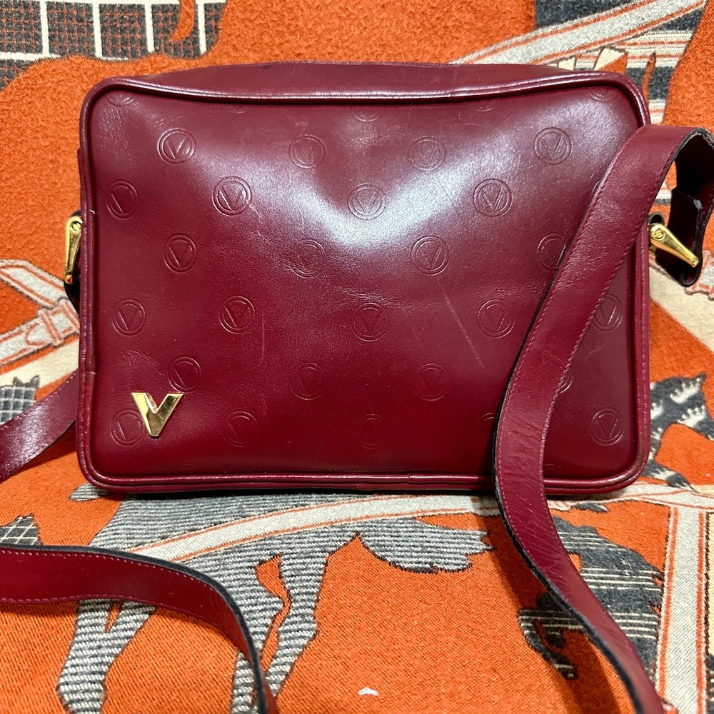VALENTINO ❤️🌟 BORDEAUX LEATHER CROSSBODY⭐️